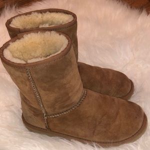 Chestnut/Tan Ugg Boots